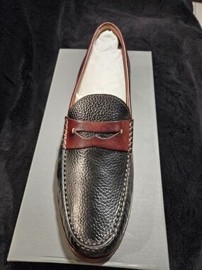 Johnston & Murphy Black Pebbled Leather Penny Loafer with Brown Accent